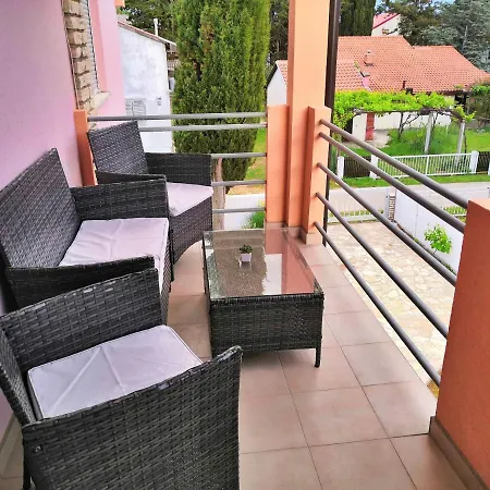 Cypress Tree Villa- Sabunike Nin
