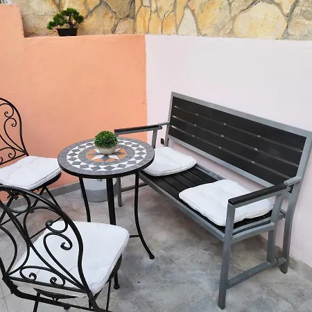 Villa Cypress Tree Villa- Sabunike Nin *